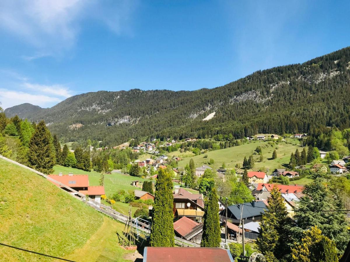 Haus Lahner Villa Bad Bleiberg Exterior photo